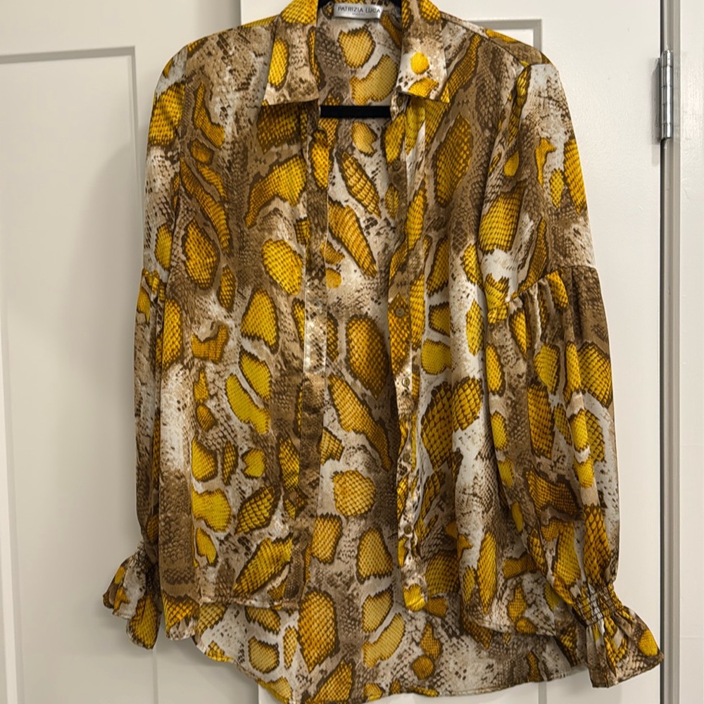 Pattern button down shirt